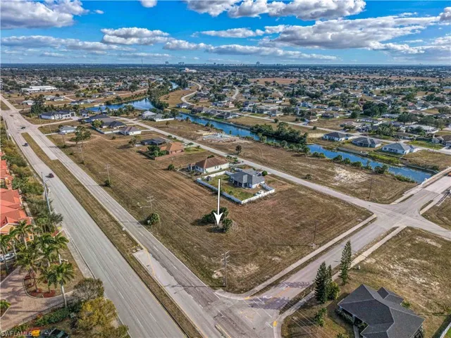 1724 Kismet Pkwy E, Cape Coral, Florida 33909