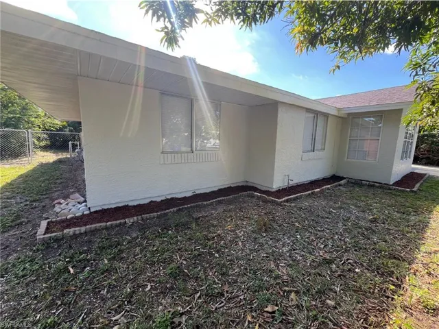 4033 School Cir, Labelle, Florida 33935