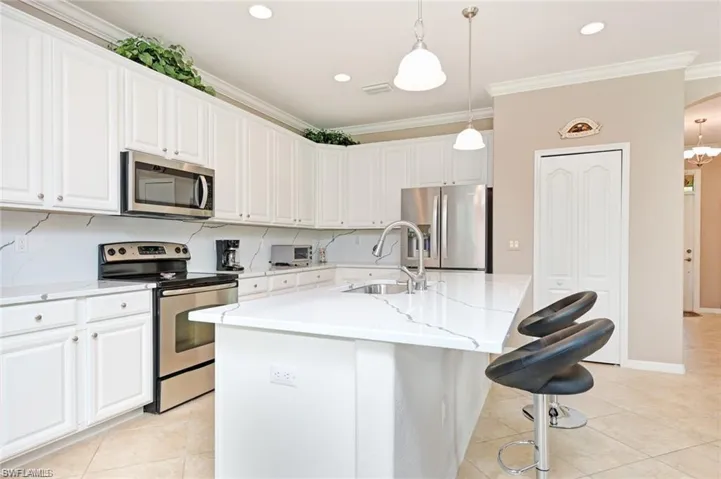 8104 Piedmont Dr, Naples Fl 34104