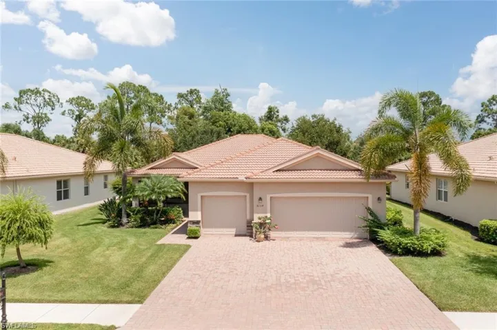 8104 Piedmont Dr, Naples Fl 34104