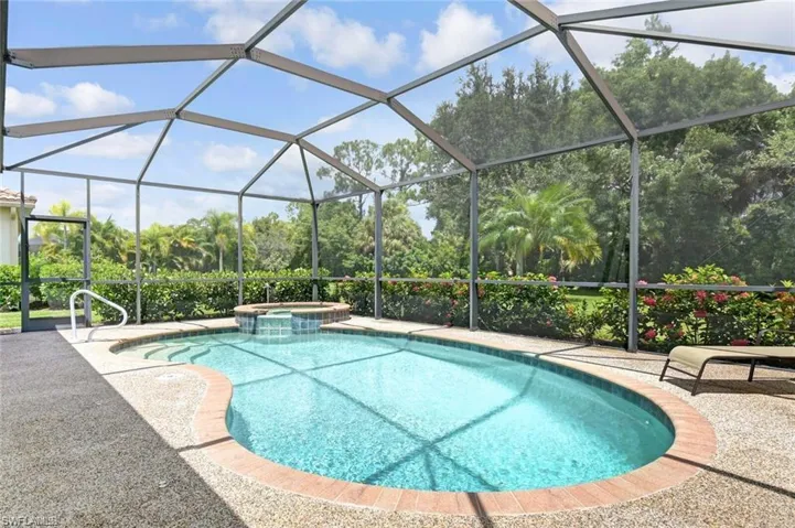 8104 Piedmont Dr, Naples Fl 34104