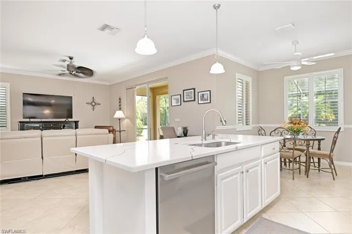 8104 Piedmont Dr, Naples Fl 34104