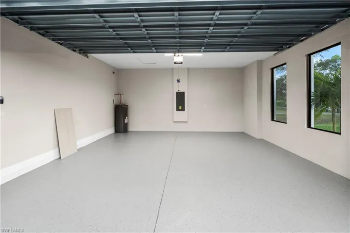 4099  6th SE AVE, Naples, FL 34117