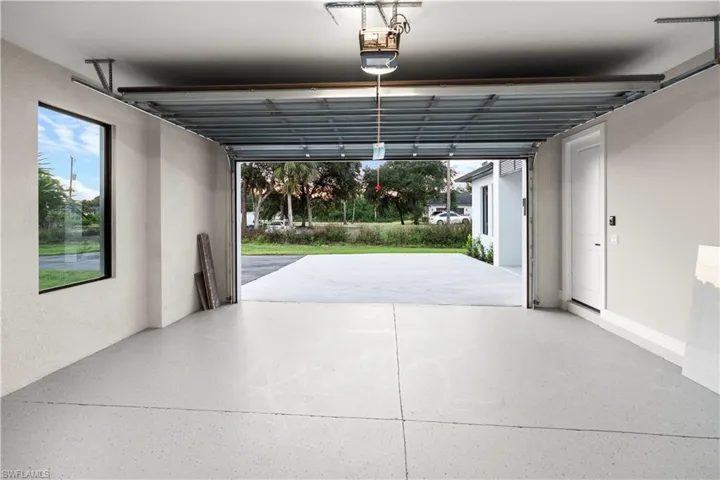 4099  6th SE AVE, Naples, FL 34117