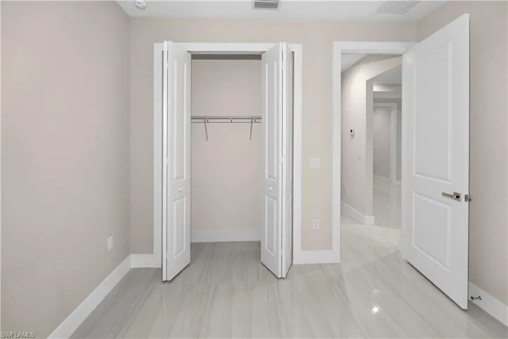 4099  6th SE AVE, Naples, FL 34117