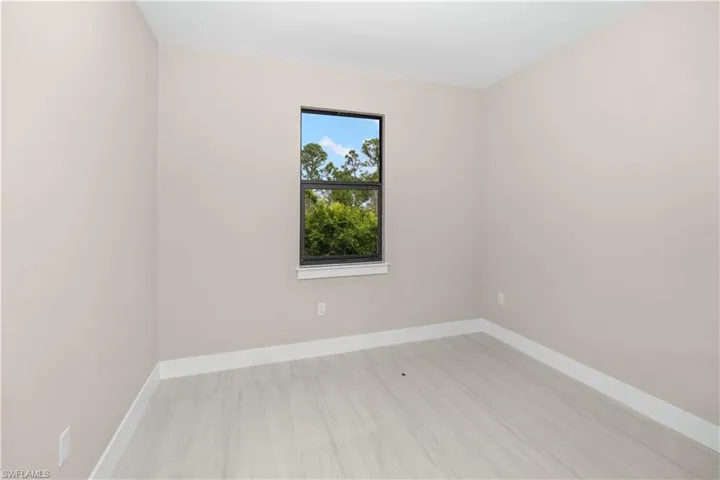 4099  6th SE AVE, Naples, FL 34117