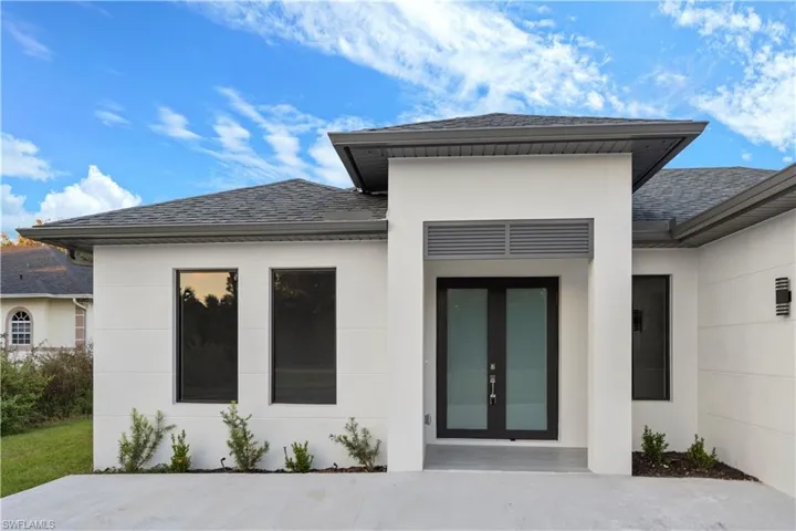 4099  6th SE AVE, Naples, FL 34117