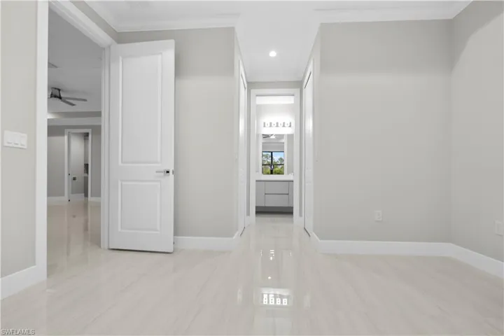4099  6th SE AVE, Naples, FL 34117