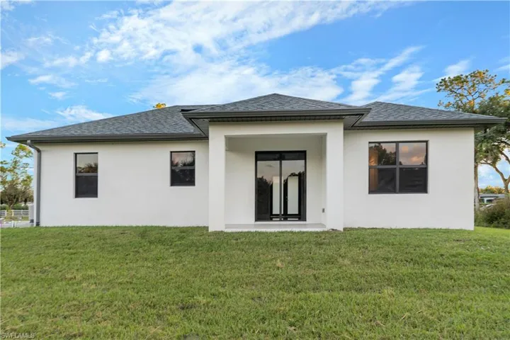 4099  6th SE AVE, Naples, FL 34117