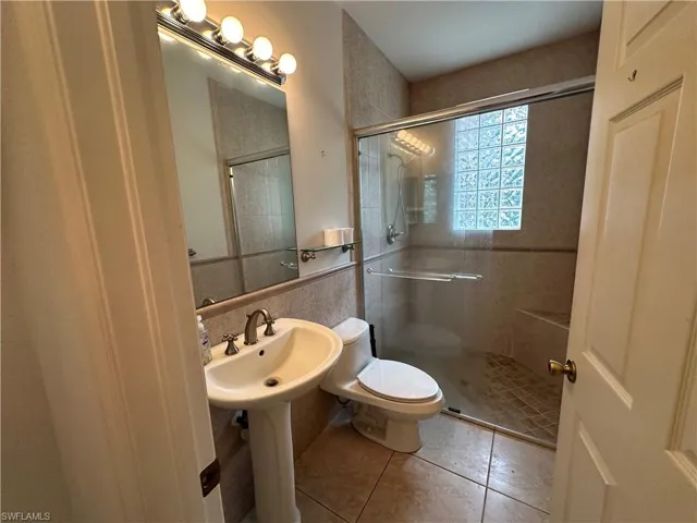286  15th NW ST, Naples, FL 34120