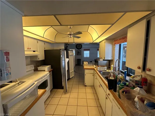619  Glenn  AVE, Lehigh Acres, FL 33972