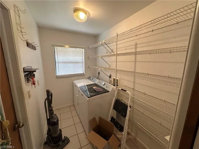 619  Glenn  AVE, Lehigh Acres, FL 33972