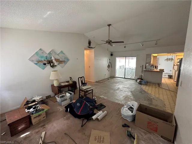 619  Glenn  AVE, Lehigh Acres, FL 33972