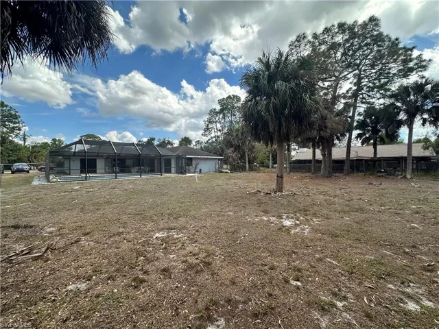 619  Glenn  AVE, Lehigh Acres, FL 33972