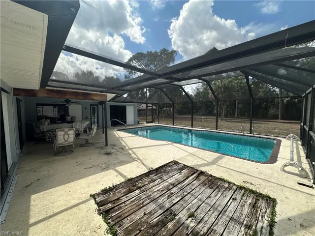 619  Glenn  AVE, Lehigh Acres, FL 33972