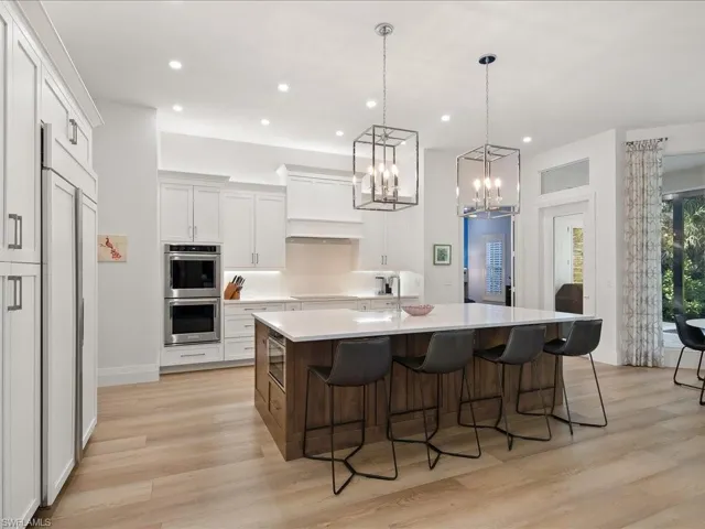 6665 Mill Run Cir, Naples, Florida 34109