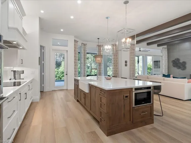 6665 Mill Run Cir, Naples, Florida 34109