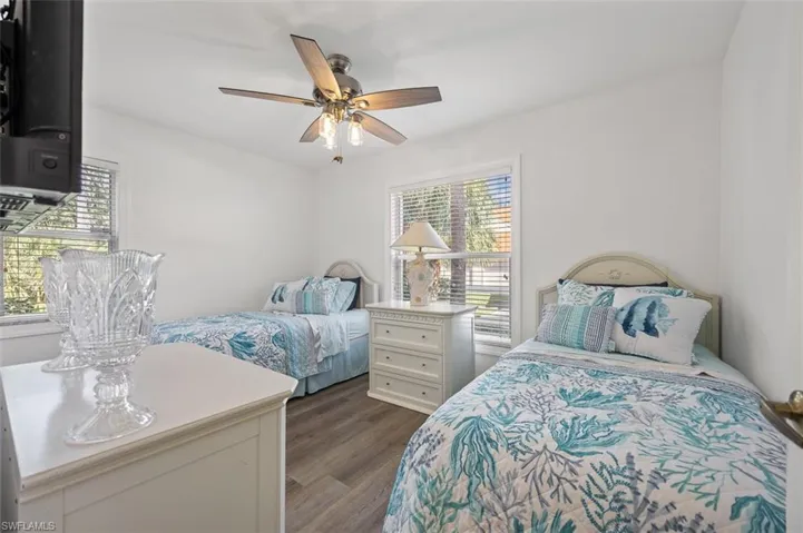Guest bedroom