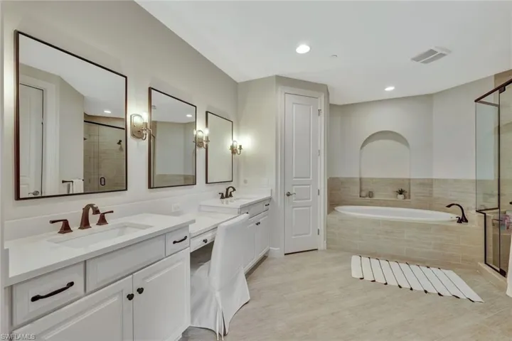4701  Via Del Corso  LN, Bonita Springs, FL 34134