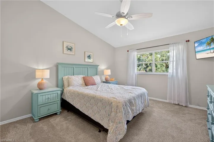 Upstairs guest BR #2