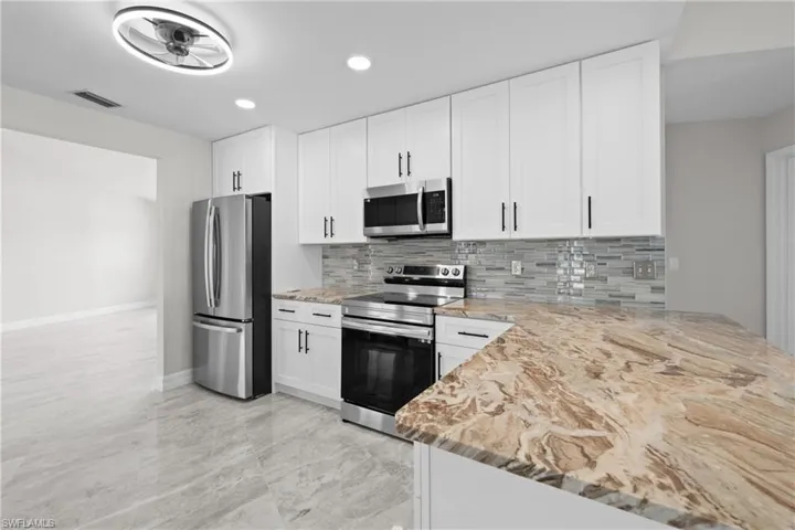 2218 SW 50th ST, CAPE CORAL FL 33914