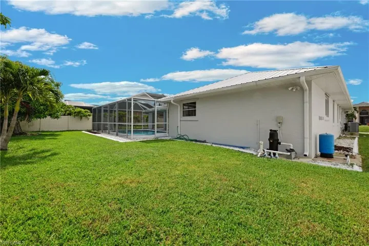 2218 SW 50th ST, CAPE CORAL FL 33914