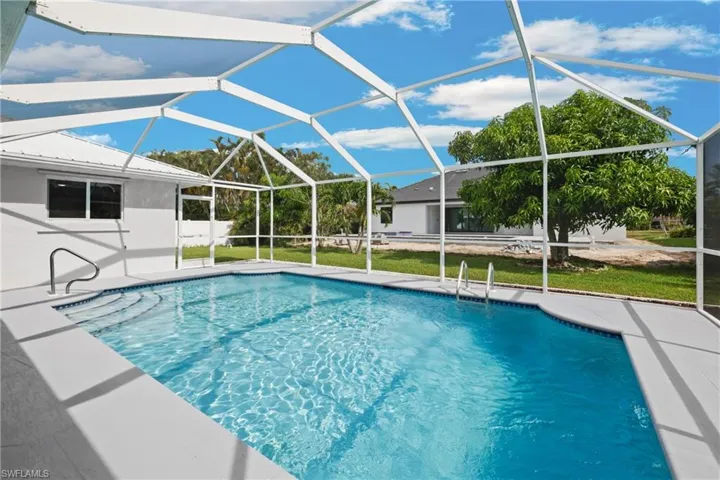 2218 SW 50th ST, CAPE CORAL FL 33914