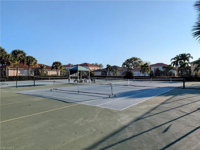 Tennis / Pickle Ball Courts