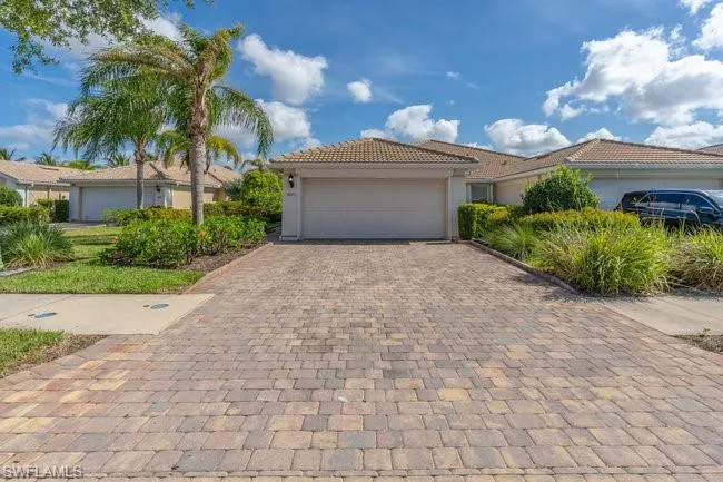 8671 Genova Ct, Naples Fl 34114