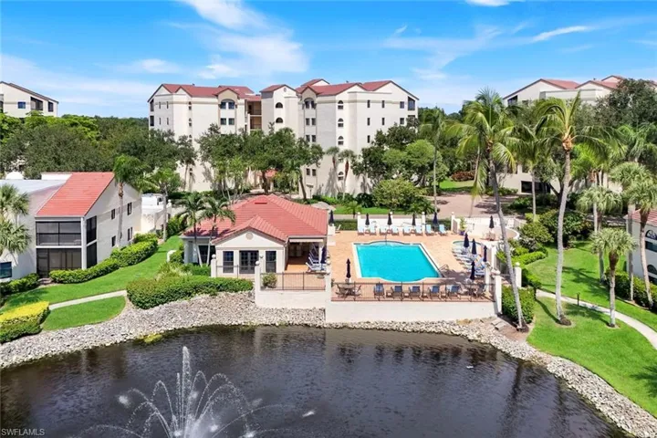 6520 Valen Way 104, Naples, Florida 34108