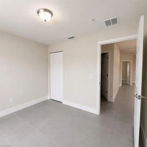 3409 Sw 8th Pl 105, Cape Coral, Florida 33914