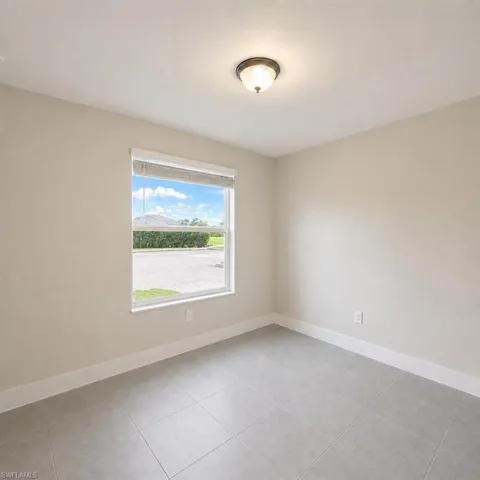 3409 Sw 8th Pl 105, Cape Coral, Florida 33914