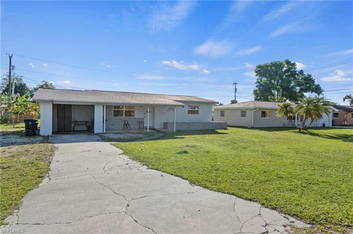 1392  Pine  AVE, North Fort Myers, FL 33917