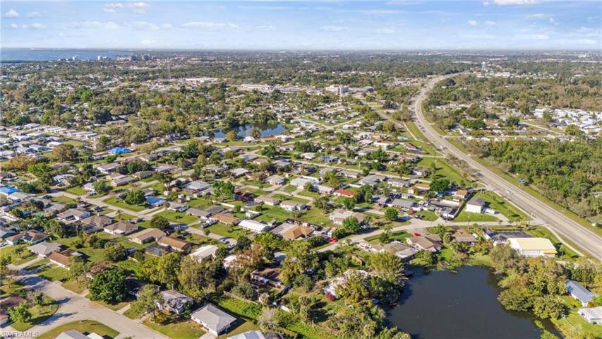1392  Pine  AVE, North Fort Myers, FL 33917