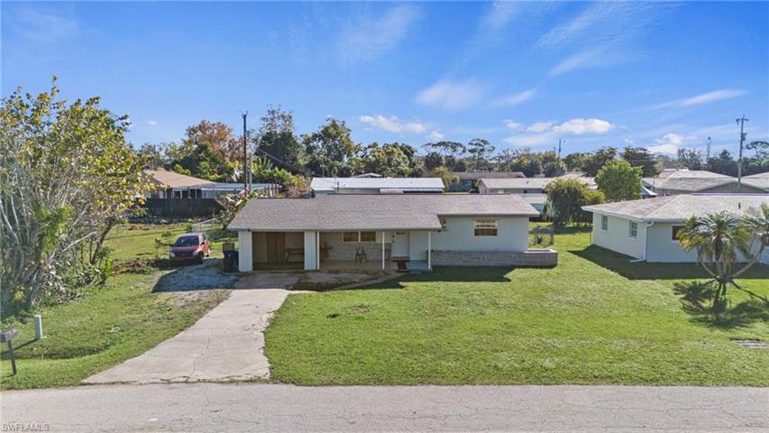 1392  Pine  AVE, North Fort Myers, FL 33917