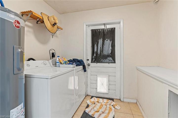 1392  Pine  AVE, North Fort Myers, FL 33917
