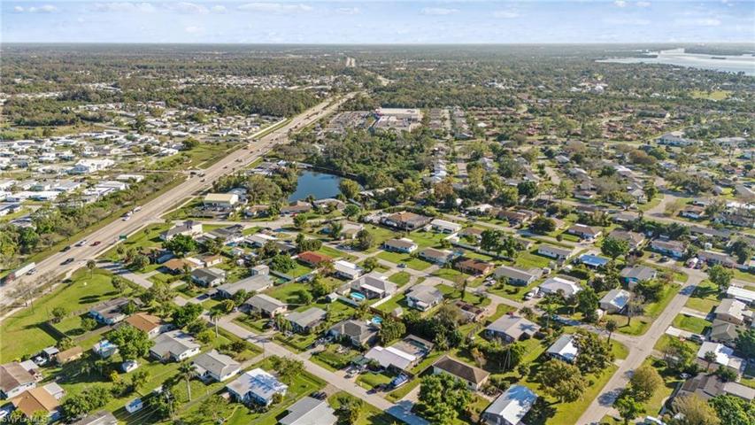 1392  Pine  AVE, North Fort Myers, FL 33917