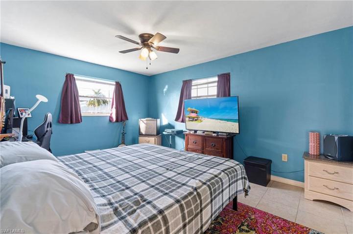 1392  Pine  AVE, North Fort Myers, FL 33917