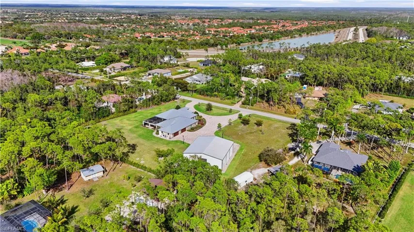 Aerial view from the west.