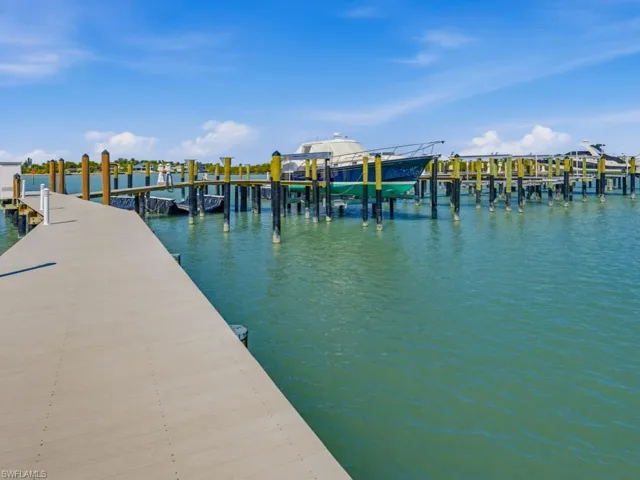 Key Marco Marina - Fishing Pier
