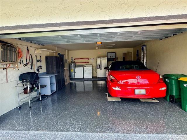 883  Roseate  DR, NAPLES, FL 34104