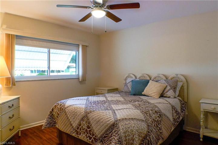 883  Roseate  DR, NAPLES, FL 34104