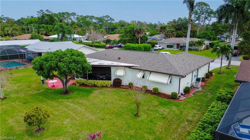 883  Roseate  DR, NAPLES, FL 34104