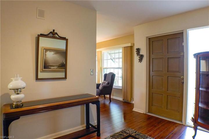 883  Roseate  DR, NAPLES, FL 34104