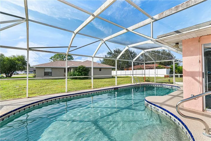 289  Ground Dove  CIR, Lehigh Acres, FL 33936