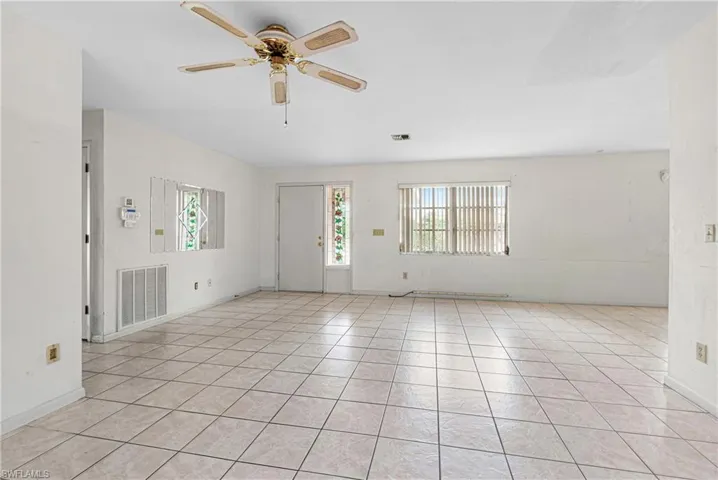 289  Ground Dove  CIR, Lehigh Acres, FL 33936