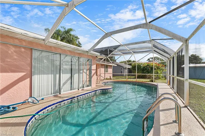289  Ground Dove  CIR, Lehigh Acres, FL 33936