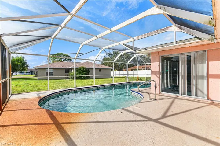 289  Ground Dove  CIR, Lehigh Acres, FL 33936