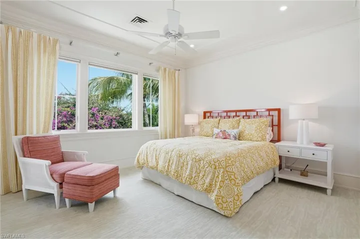 1870 4th St S, Naples, Florida 34102