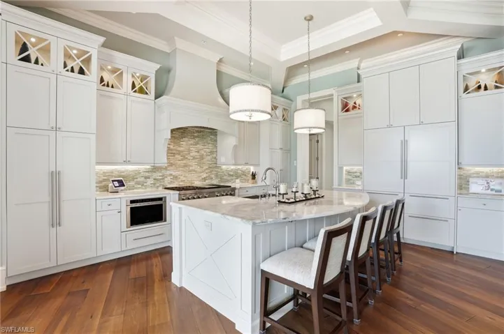 1870 4th St S, Naples, Florida 34102